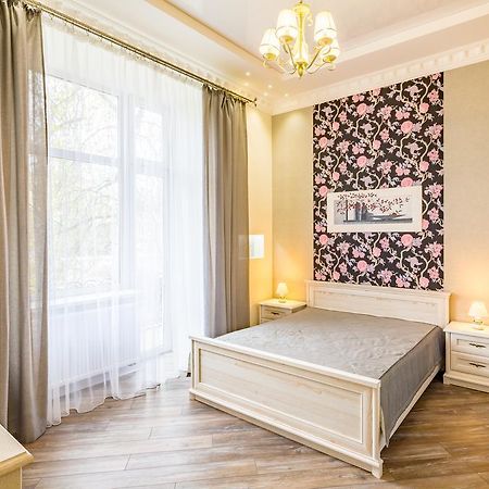 Vip Apartments Lviv Bagian luar foto